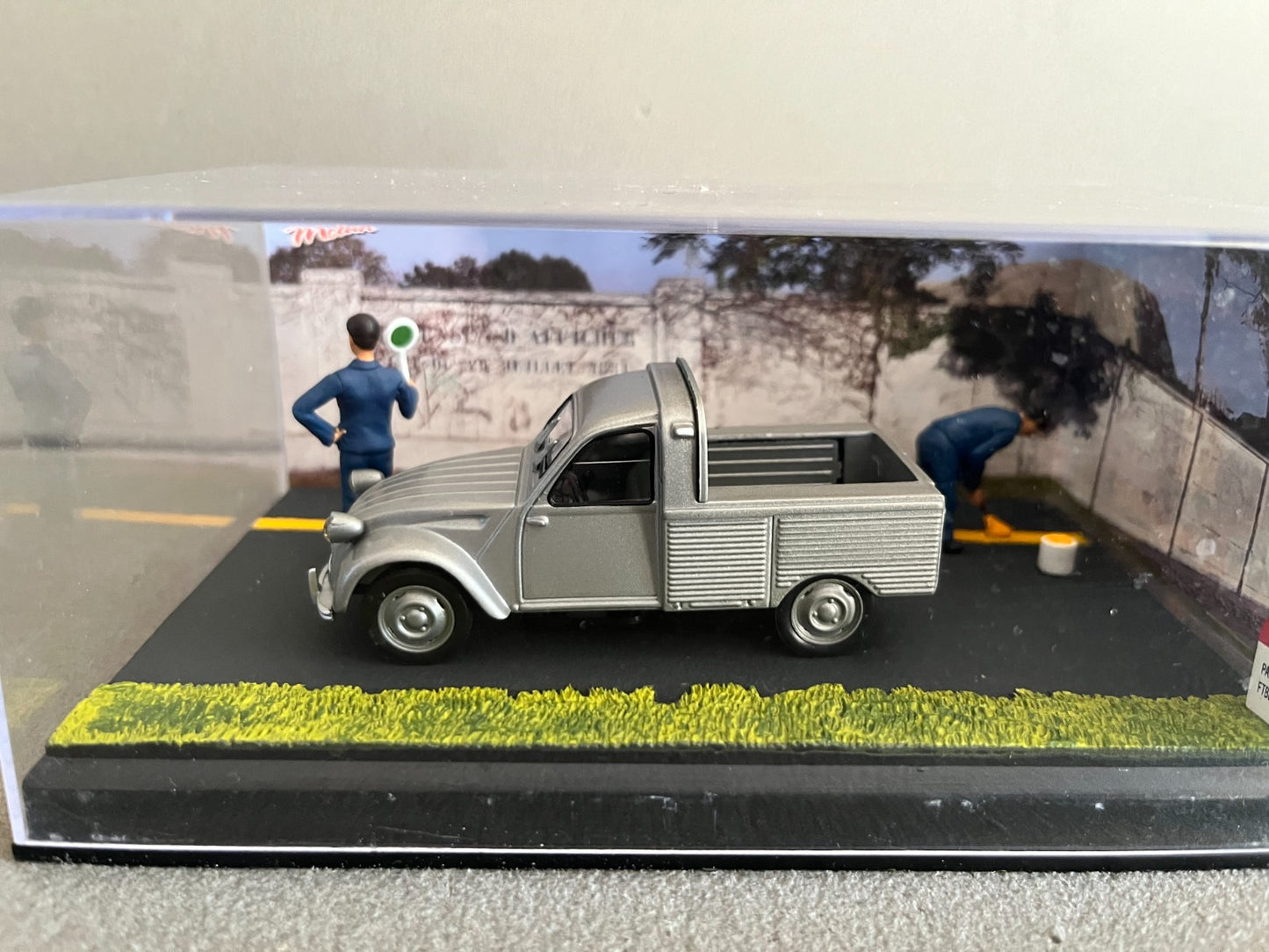 Voiture Miniature Citroen 2CV Pick Up Etape 41 La Route Bleue RN7 1/43