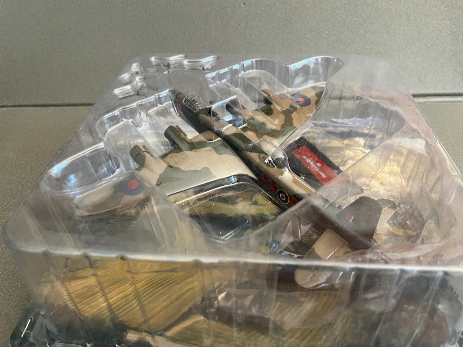 Avion miniature Militaire Bombardier Short Stirling Mk III Altaya 1/72