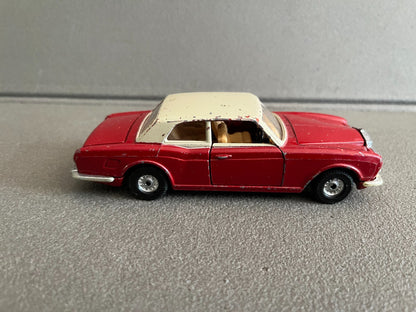 Jouet Ancien Voiture Miniature Rolls Royce Corniche Corgi Gt Britain 1/36
