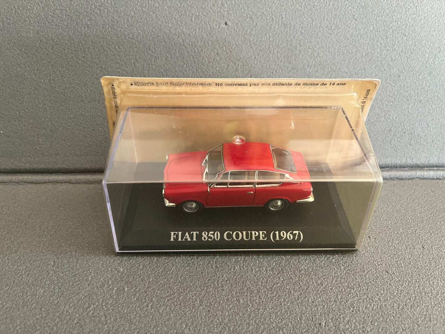 Voiture Miniature Fiat 850 Coupe 1967 Altaya au 1/43