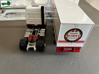 Camion Semi Remorque Renault R350 Camembert Président Besnier Eligor LBS au 1/43