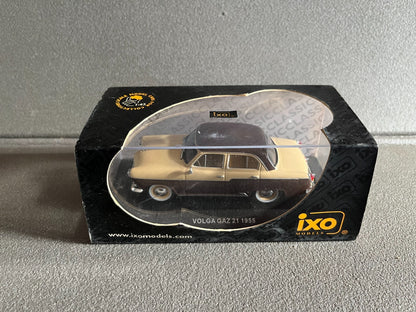 Voiture miniature Volga Gaz 21 1955 Ixo au 1/43