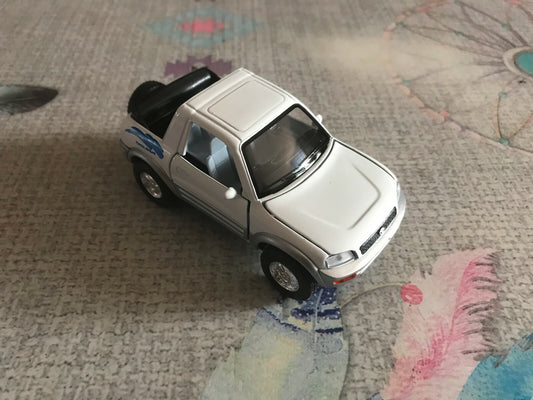 Voiture miniature Toyota RAV4 RAV 4 Cabriolet Kinsmart à Friction au 1/32