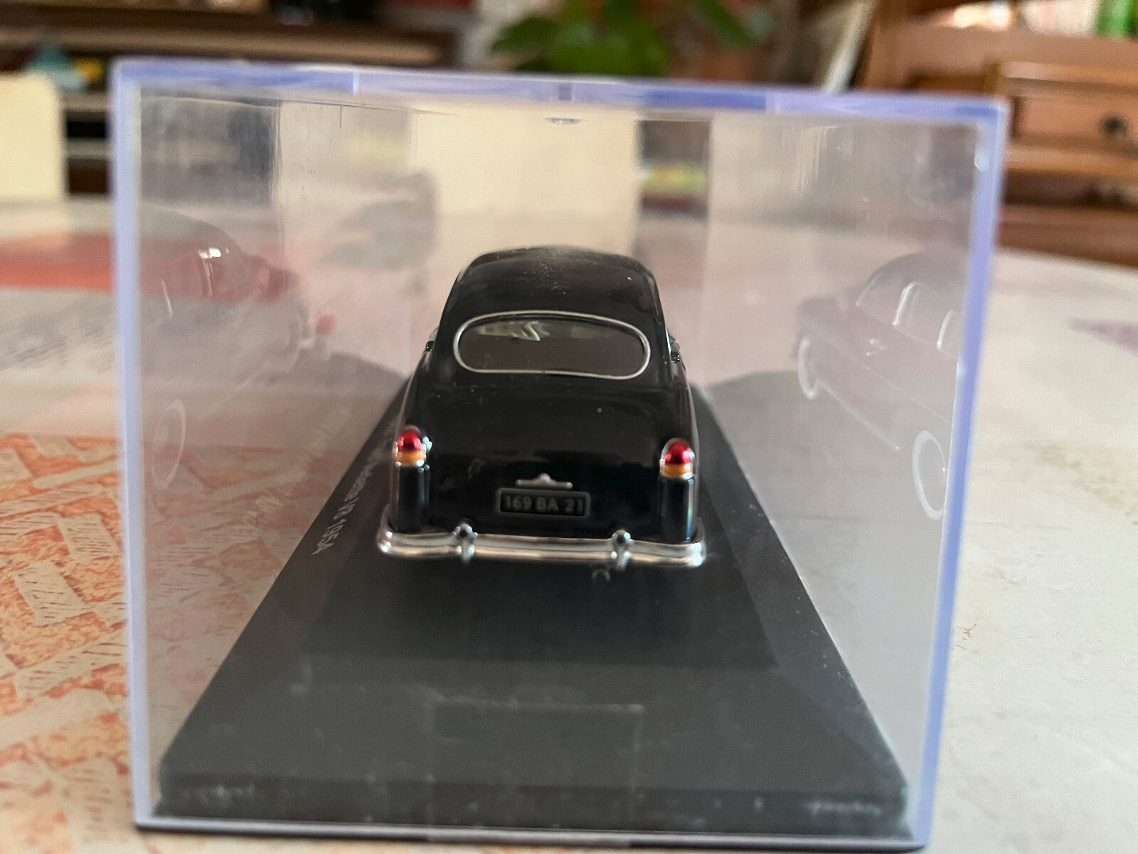 Voiture Miniature Ford Vedette V8 1954 Nostalgie au 1/43