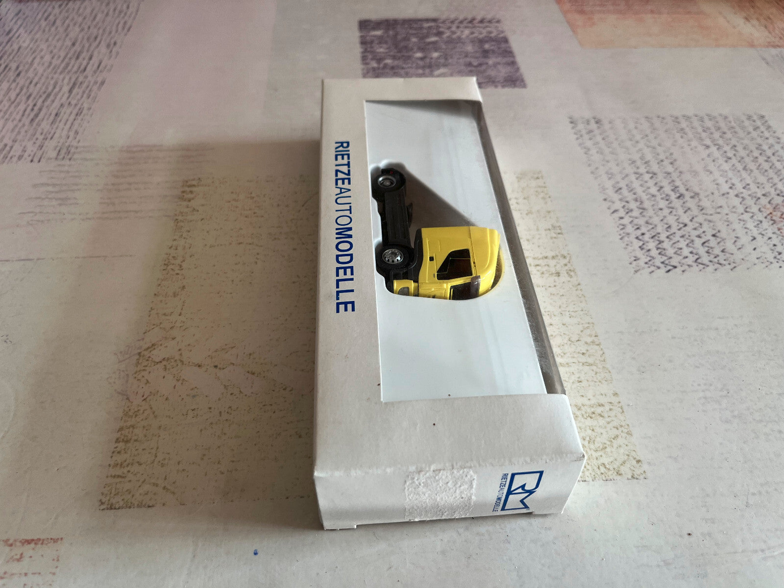Voiture Miniature Camion Semi Iveco Stralis Rietze 1/87 HO