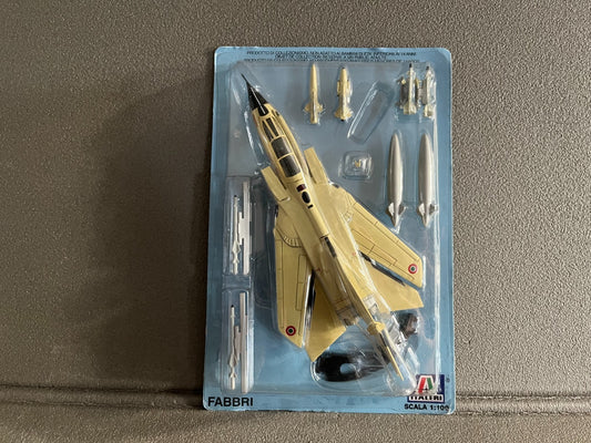 Avion miniature Militaire Tornado Fabbri Italeri 1/100
