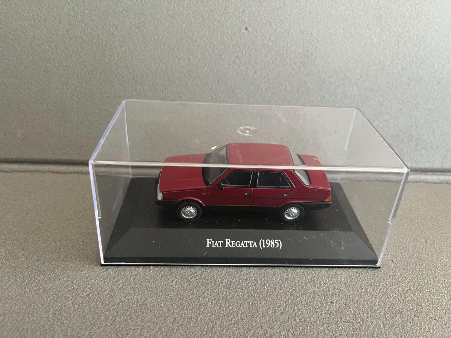 Voiture Miniature Fiat Regatta 1985 Autos Inolvidables Argentinos 1/43