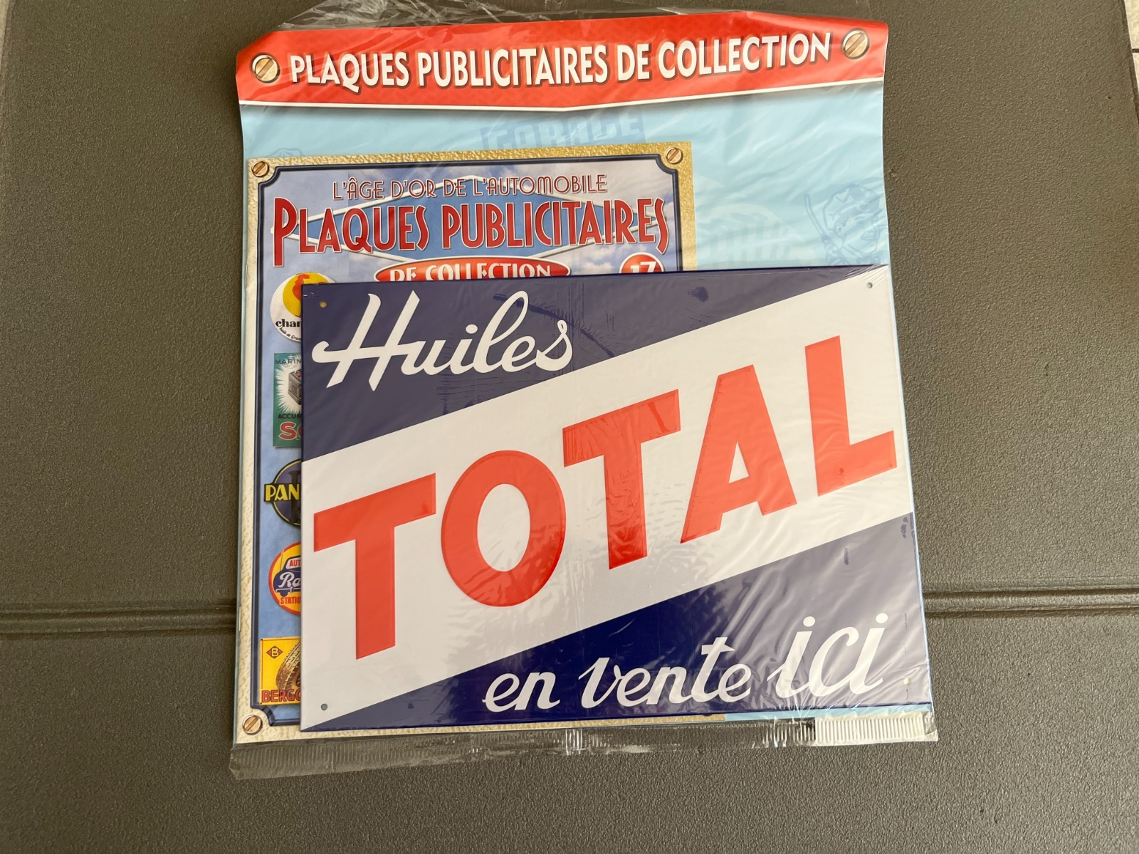 Plaque Métal Voiture Automobile Publicitaire Collection Huiles Total