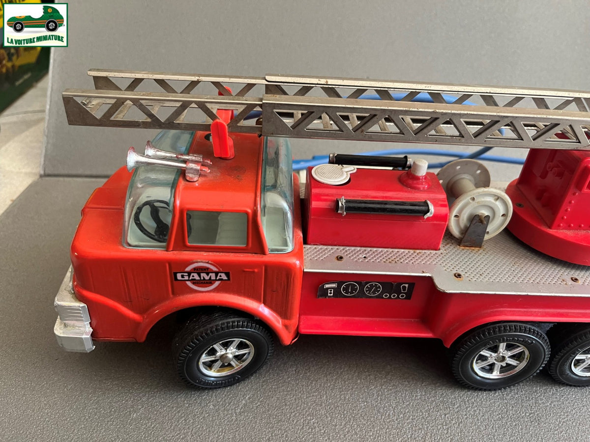 Jouet Ancien Camion Tôle Mécanisme Camion Pompiers Gama Filoguidé Vintage