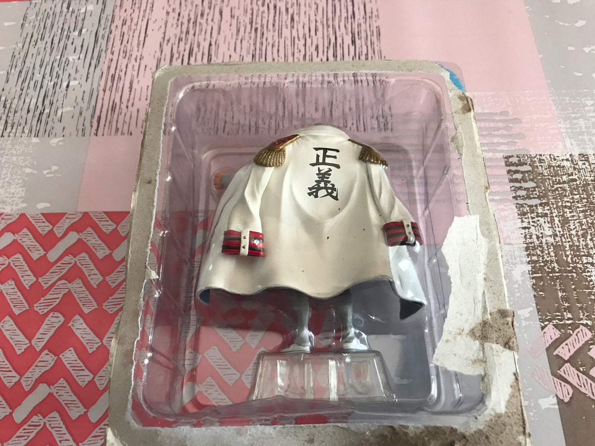 Figurine de Collection One Piece Monkey D. Garp Hachette
