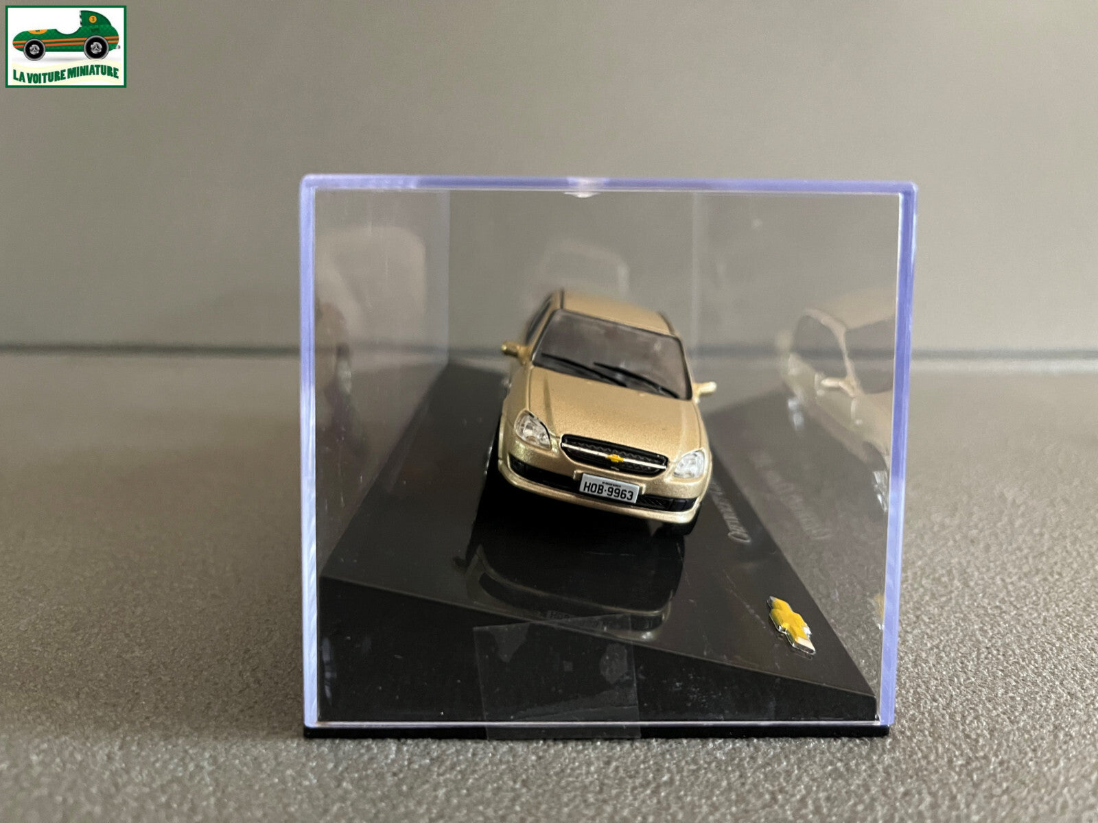 Voiture miniature Américaine Chevrolet Classic 2011 au 1/43