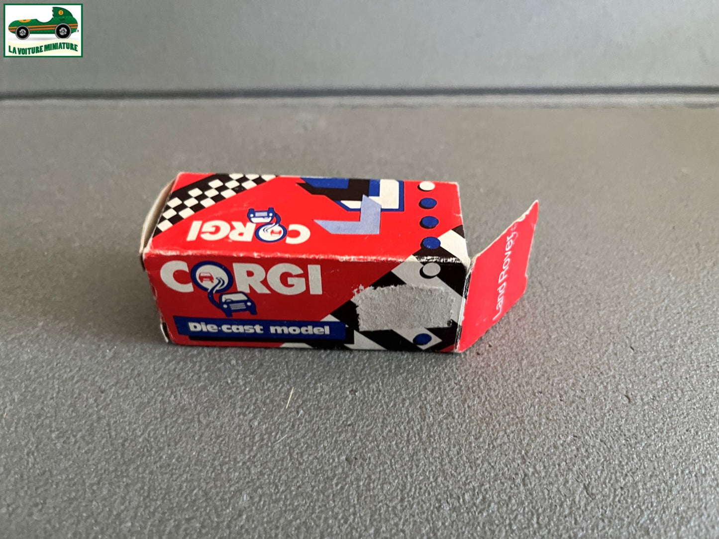 Ancienne Voiture Miniature Corgi Land Rover Made GT Britain Echelle Majorette