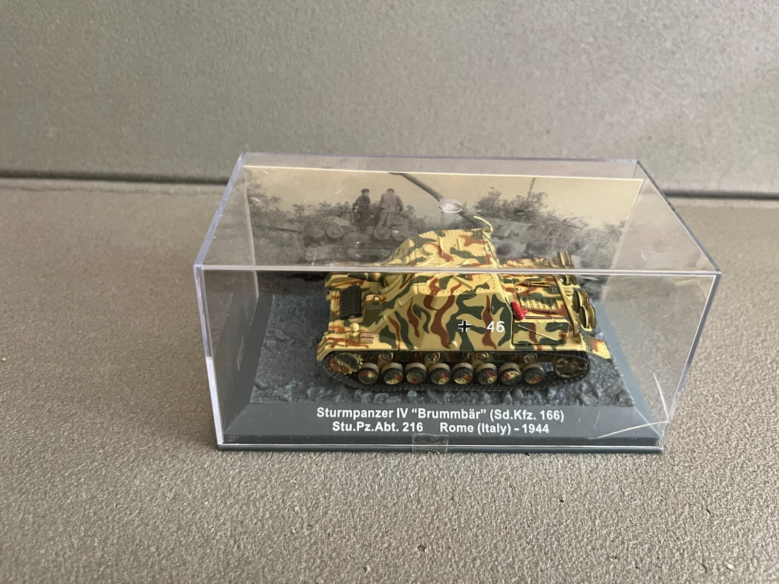 Miniature Militaire Char Tank Blindé Sturmpanzer IV Brummbar Altaya 1/72