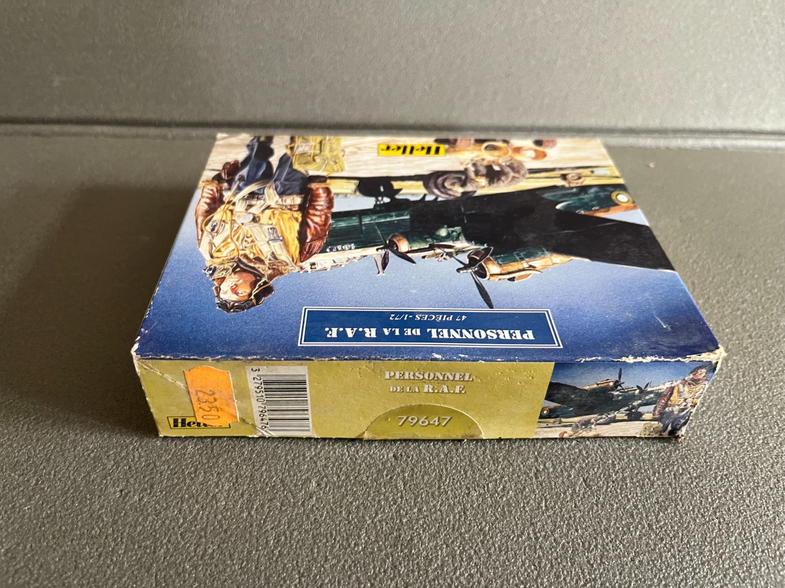 Maquette Militaire Figurine Soldat Personnel de la R.A.F Heller 1/72