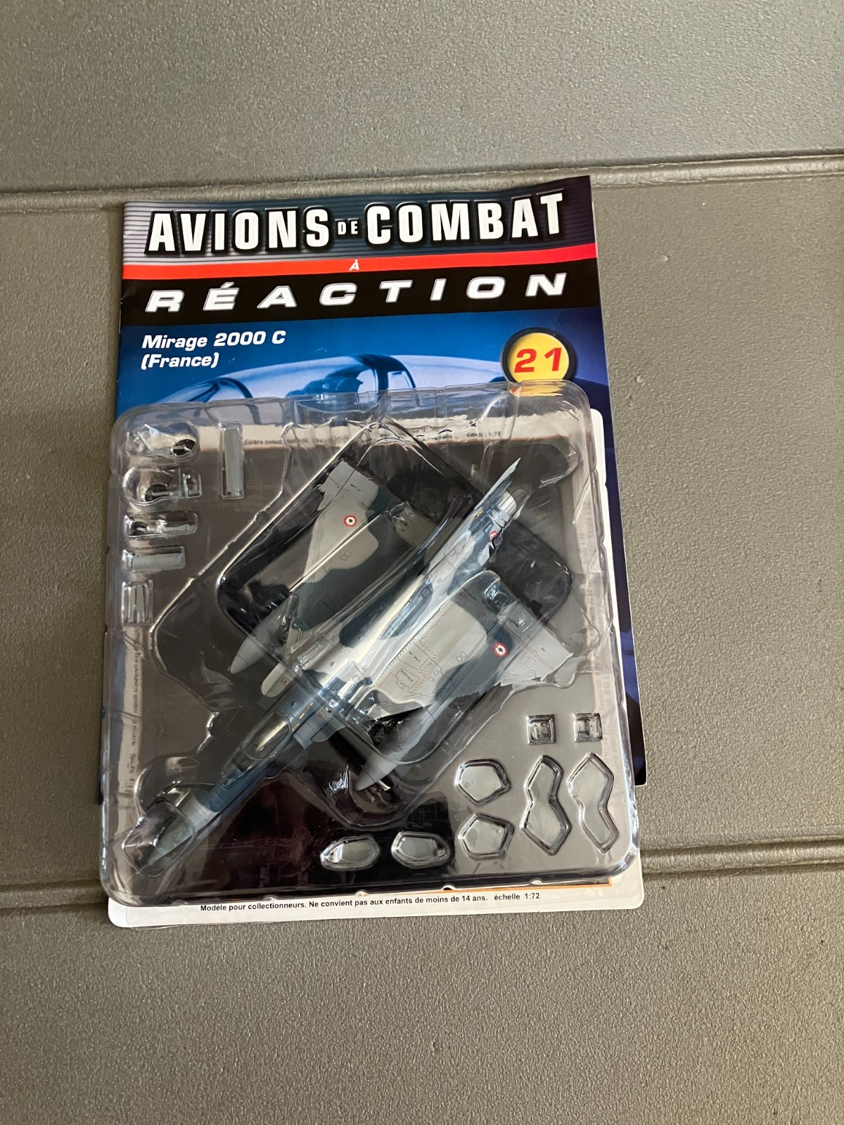 Avion miniature Militaire Combat à Réaction Mirage 2000 C France Altaya 1/72
