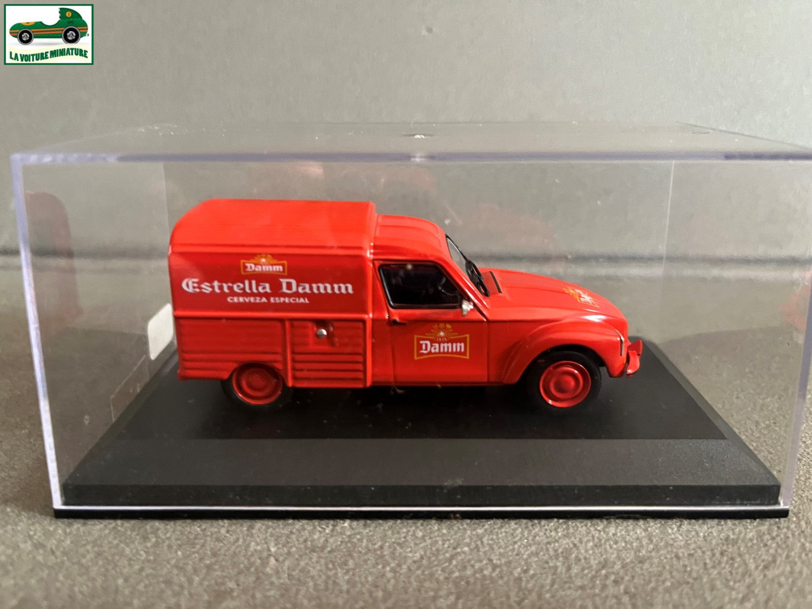 Voiture Miniature Publicitaire Citroen Dyane 6 400 DAMM au 1/43