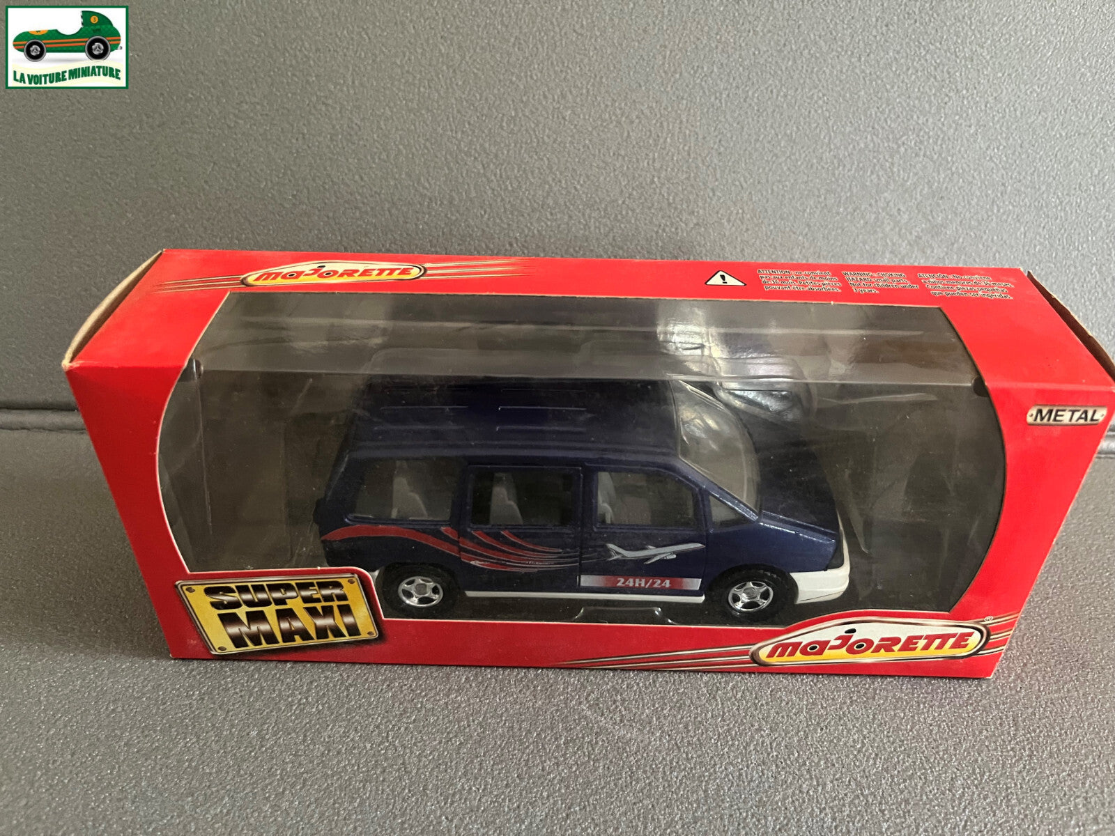 Voiture miniature Peugeot 806 Maxi Majorette Série 3000 1/32