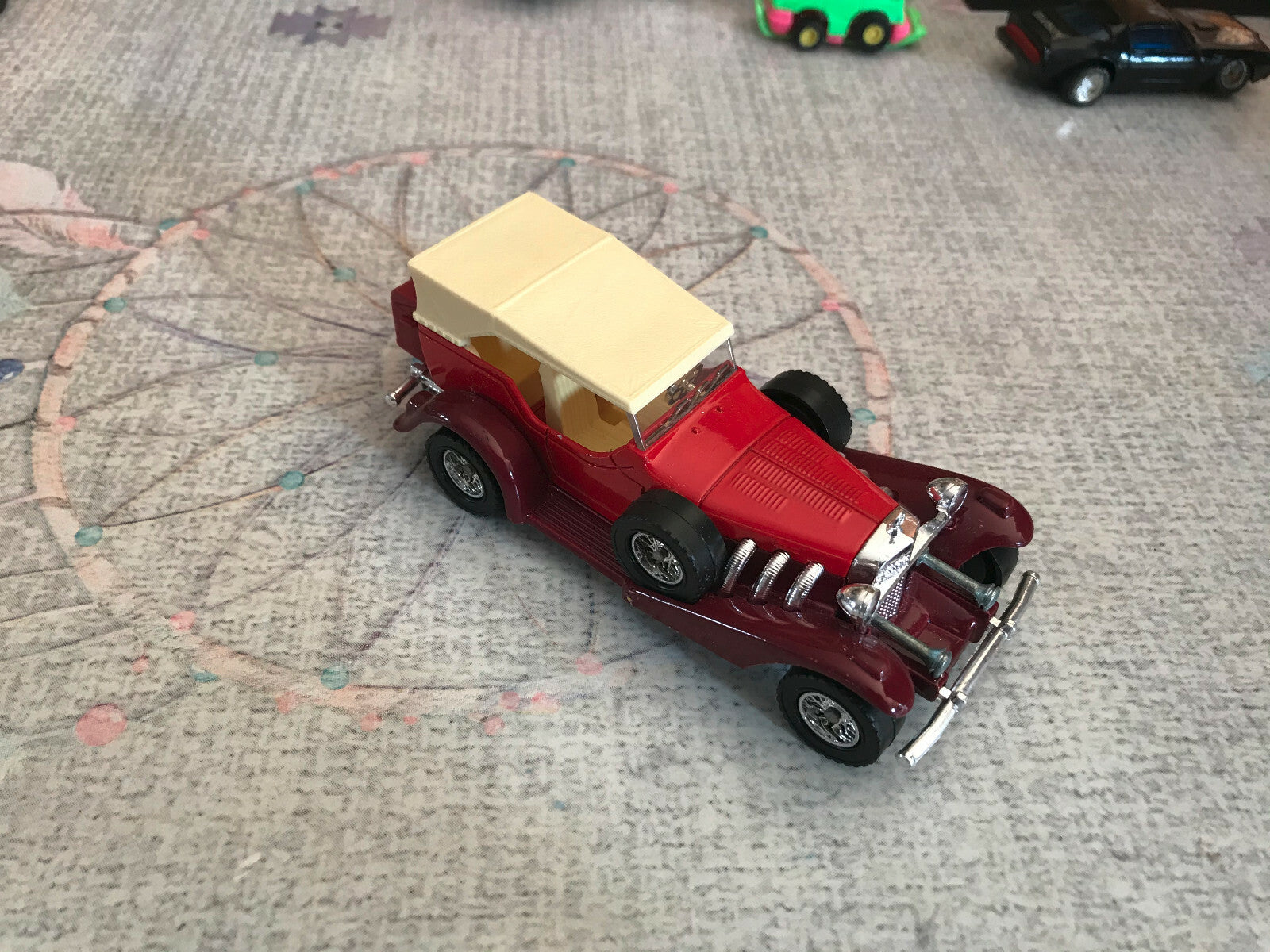 Voiture miniature Majorette Excalibur Made in France au 1/32