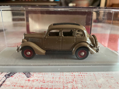 Voiture Miniature Ford 1935 Fordor Touring Sedan 42 Rextoys 1/43