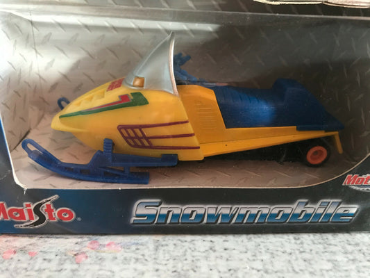 Voiture Miniature Maisto Motorized Snowmobile Scooter des neiges