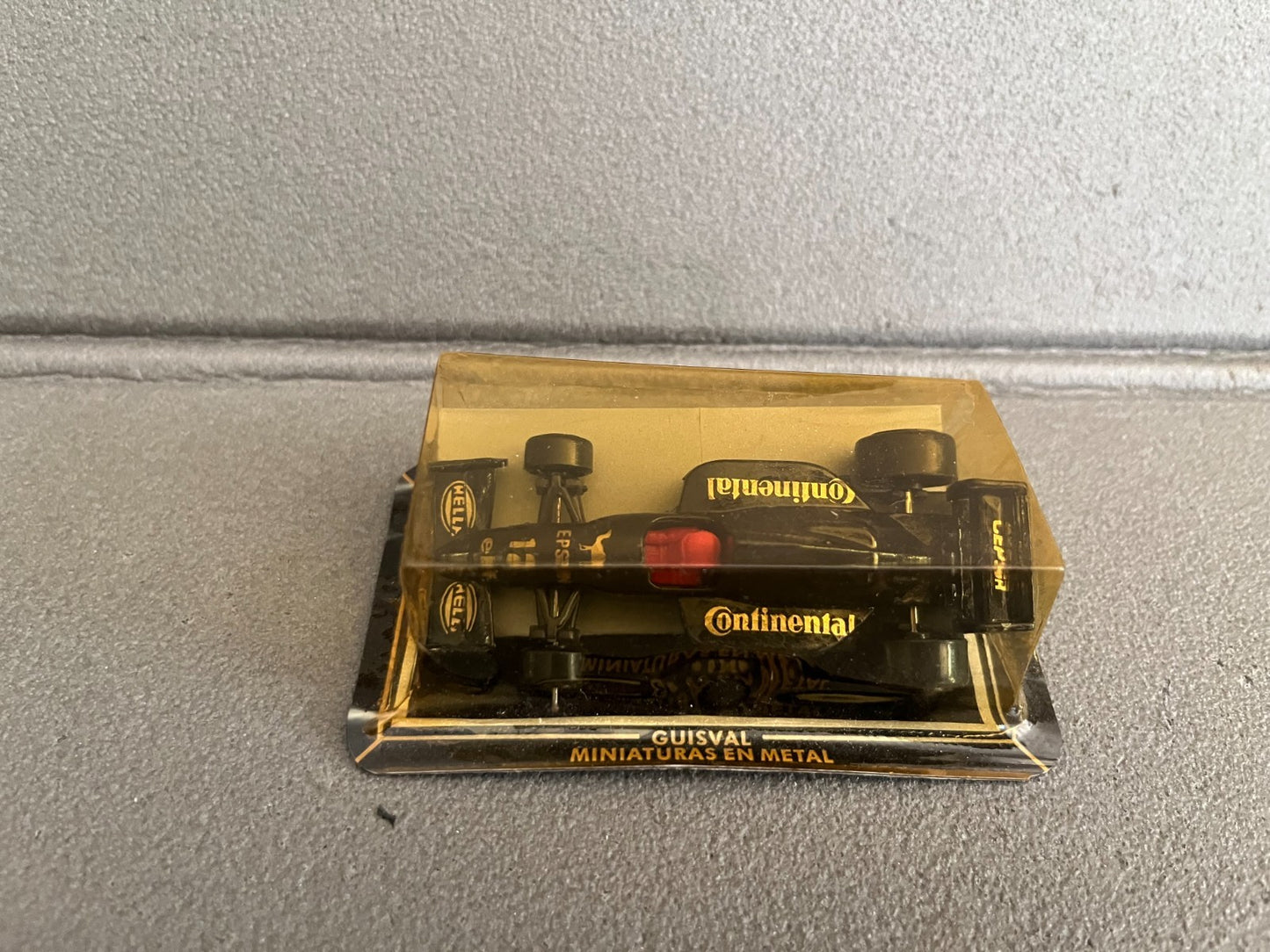 Voiture miniature Formule 1 Lotus Renault Guisval Spain Echelle Majorette 1/64