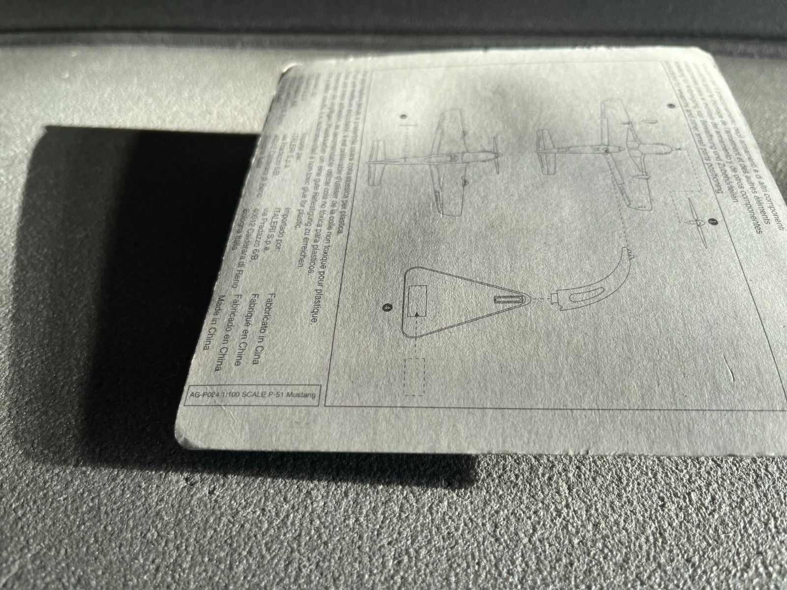 Avion miniature Militaire P-51 Mustang Fabbri Italeri 1/100