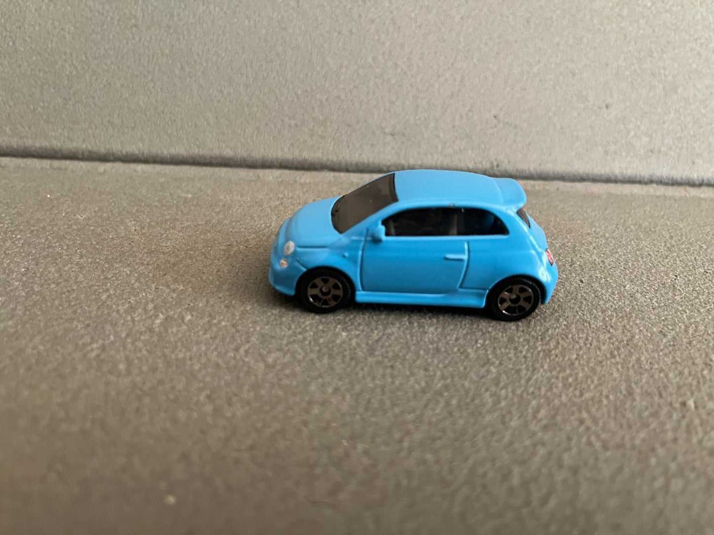 Voiture miniature 2019 Fiat 500 Turbo Matchbox au 1/64