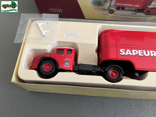 Voiture Miniature Camion Semi Remorque Berliet GLR Pompiers du Var Corgi 1/50