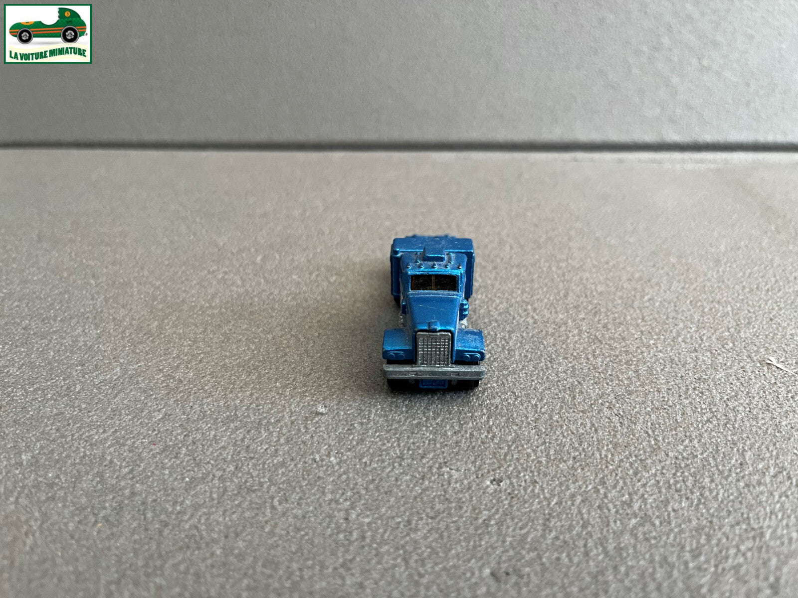 Ancienne Miniature Voiture Tracteur Semi Remorque Diamond Reo Tomica 1978 Japan