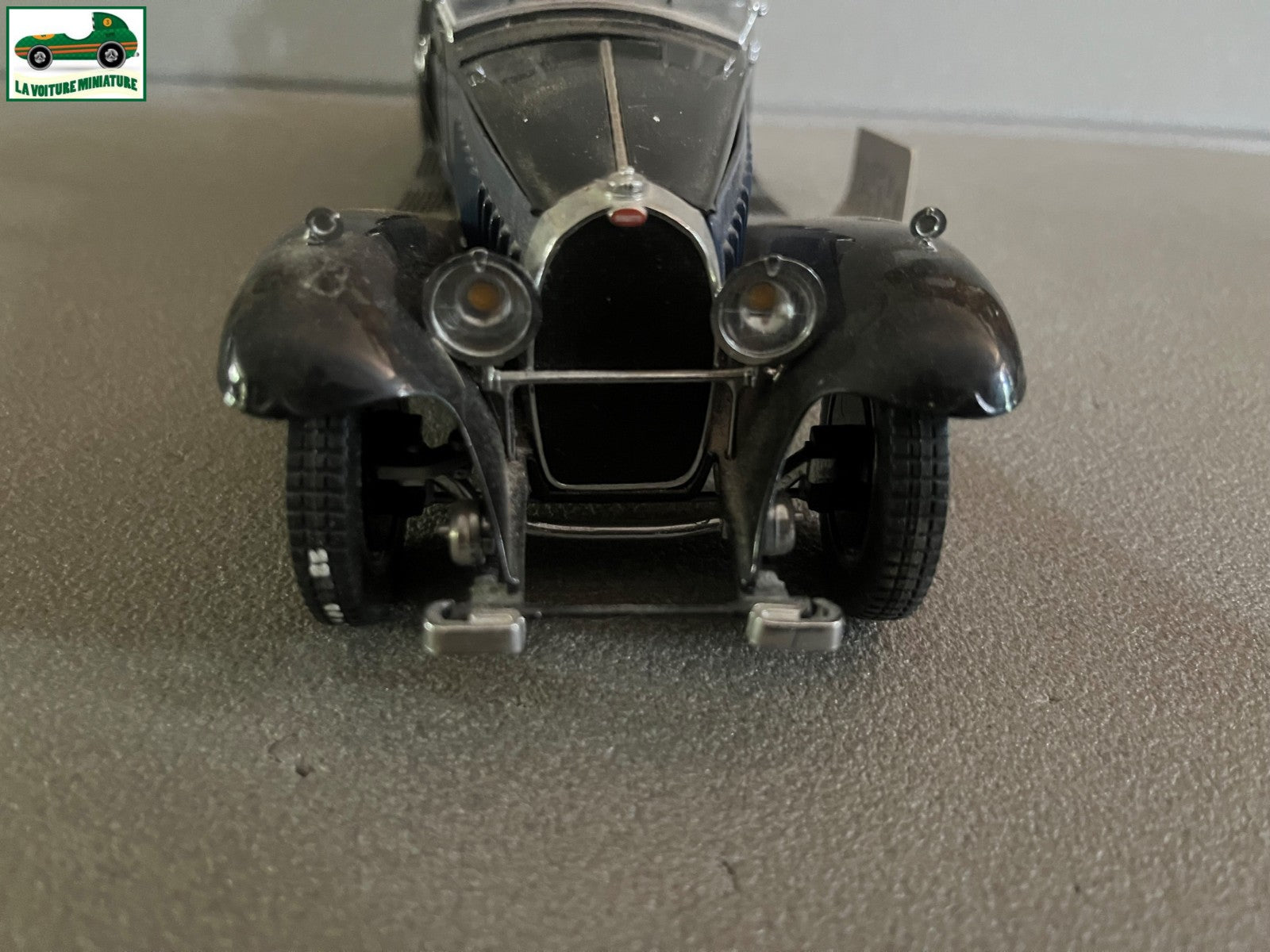 Voiture miniature Bugatti Royale Coupé Napoleon 1930 Franklin Mint 1/24 Défauts