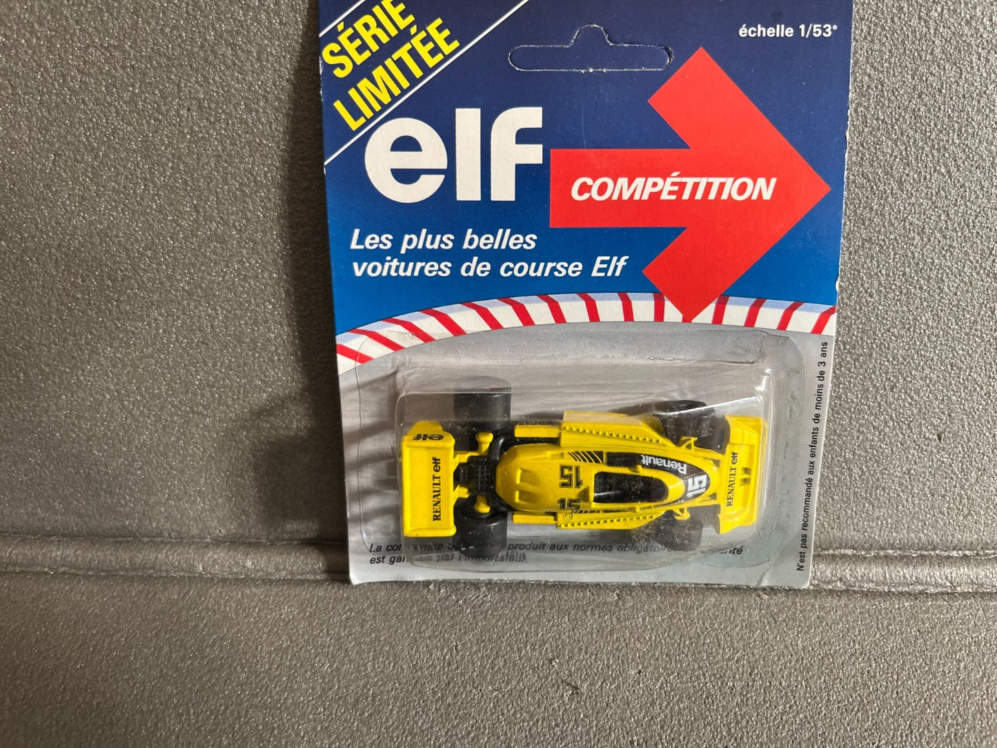Voiture miniature F1 Renault RS 01/02 1977 Elf Competition 1/53 Type Majorette