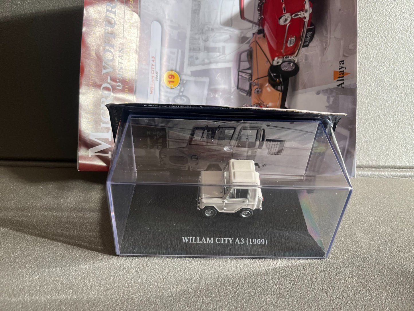 Voiture Miniature Willam City A3 1969 Micro-Voitures D'Antan Altaya 1/43