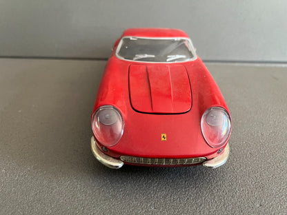 Ancienne Miniature Voiture Ferrari GTB-4 ERTL 1/18 Défauts