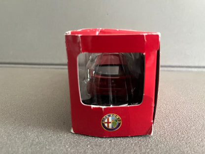 Voiture Miniature Alfa Romeo Giulietta Norev au 1/43