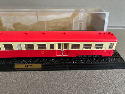 Maquette Miniature Autorail Train Z-7125 Editions Atlas HO au 1/87