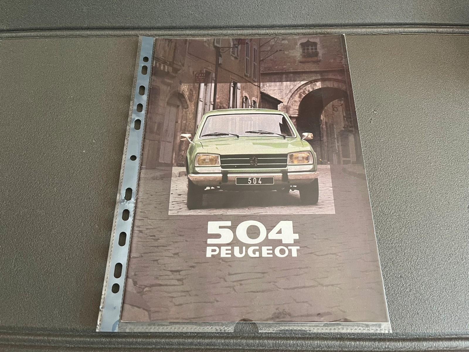 Ancien Dépliant Brochure Documentation Automobile Peugeot 504