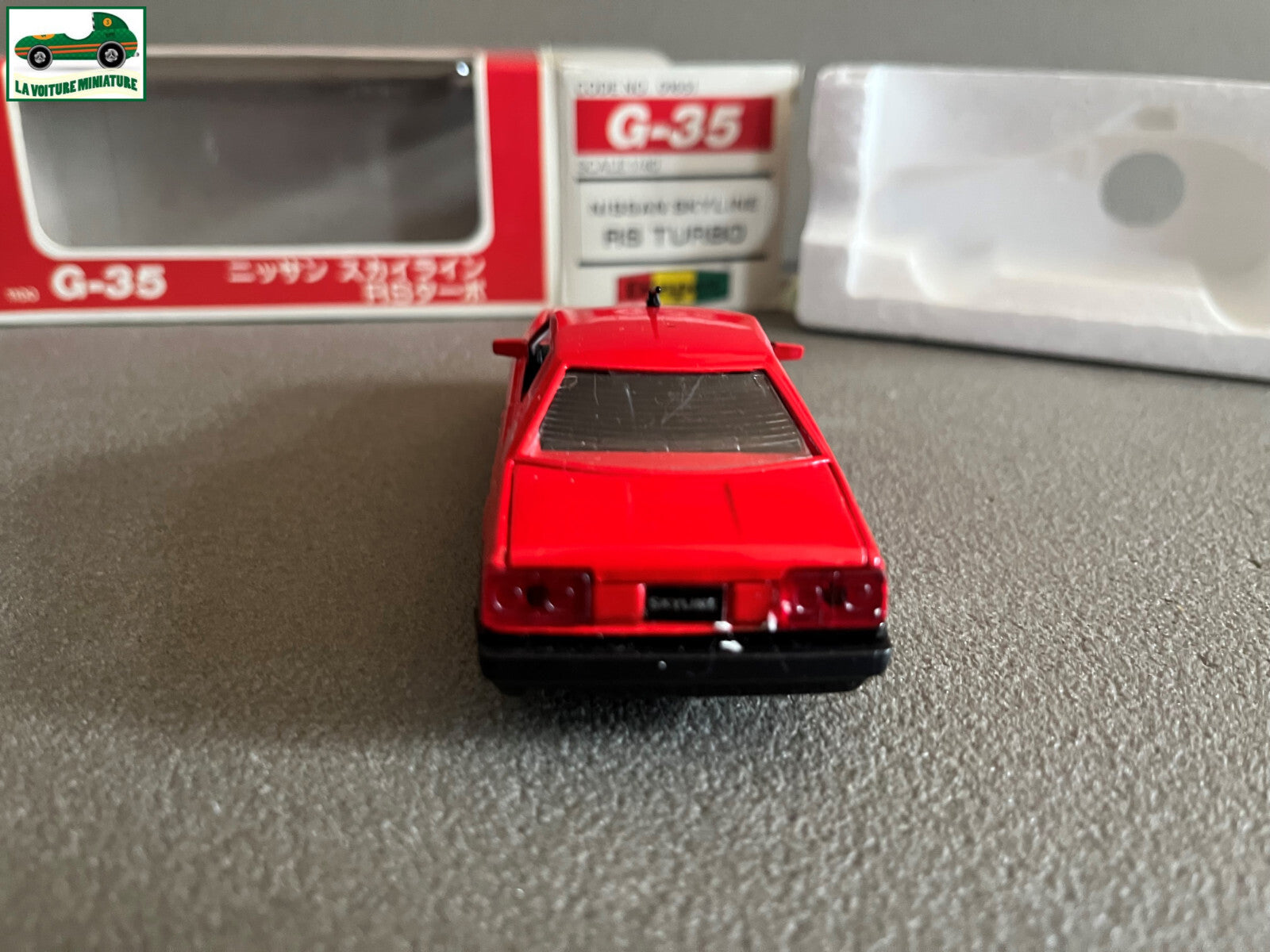 Ancienne Voiture Miniature Nissan Skyline RS Turbo Diapet G-35 Japan au 1/40