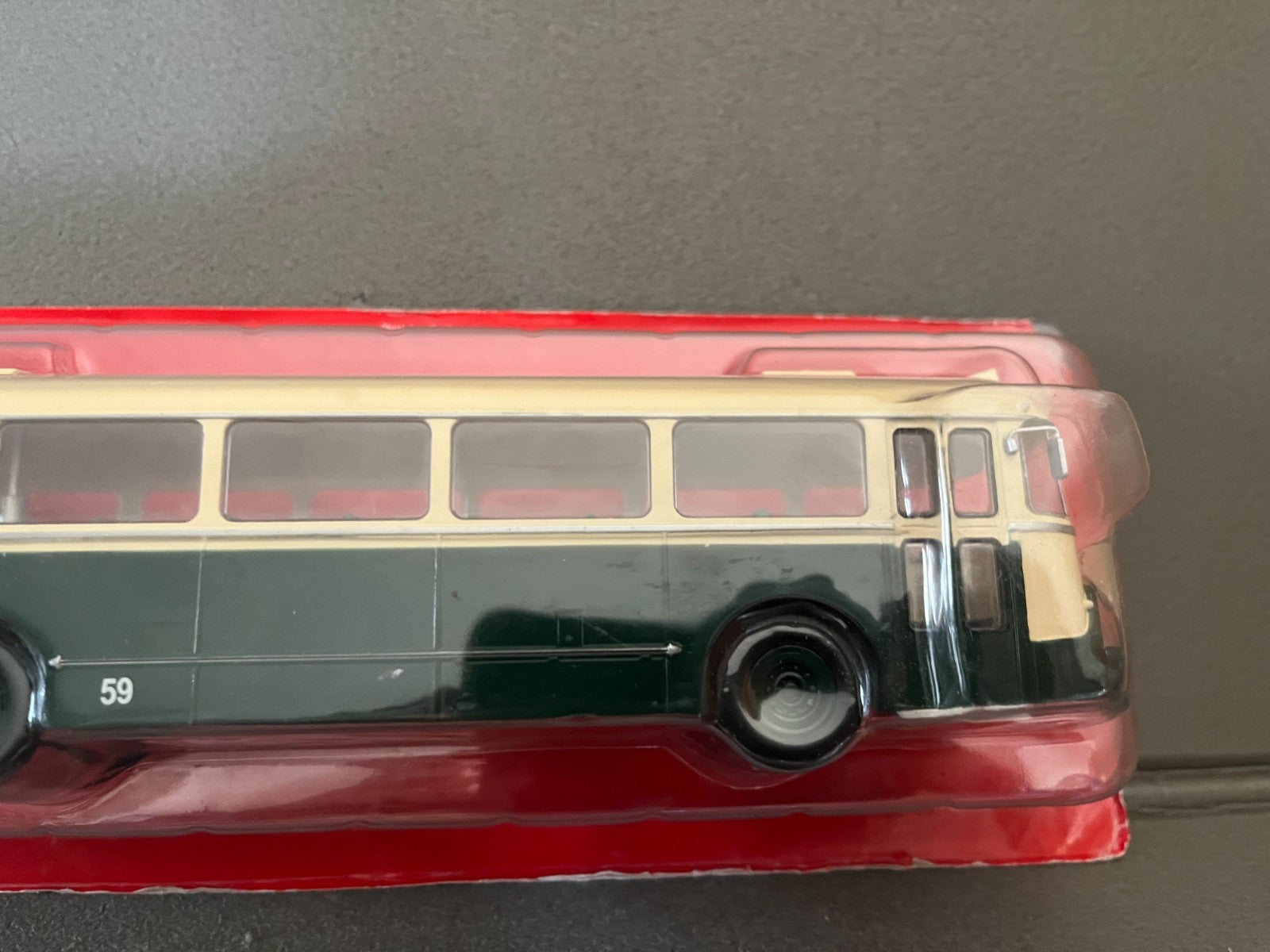 Voiture miniature Chausson Vetra APV Autocar Autobus Bus Hachette 1/43