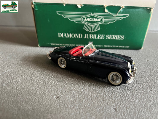 Voiture Miniature Diamond Jubilee Series Jaguar Model XK 150 au 1/43