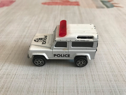 Voiture miniature Land Rover Police Majorette N°266 1/60