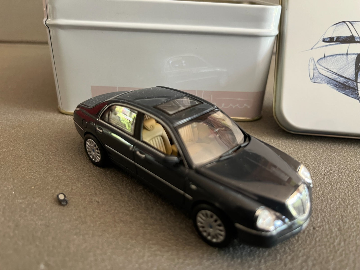 Voiture Miniature Lancia Thesis Norev Boite Metal au 1/43