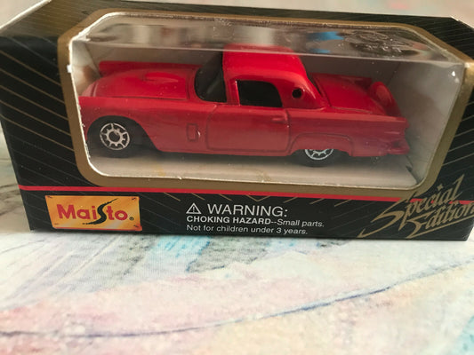 Voiture miniature Ford Thunderbird Maisto Special Edition au 1/64 1/80 1/100