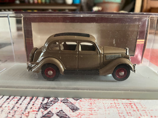 Voiture Miniature Ford 1935 Fordor Touring Sedan 42 Rextoys 1/43