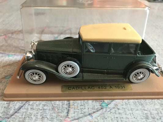 Voiture Miniature Cadillac 452 A 1931 Solido au 1/43