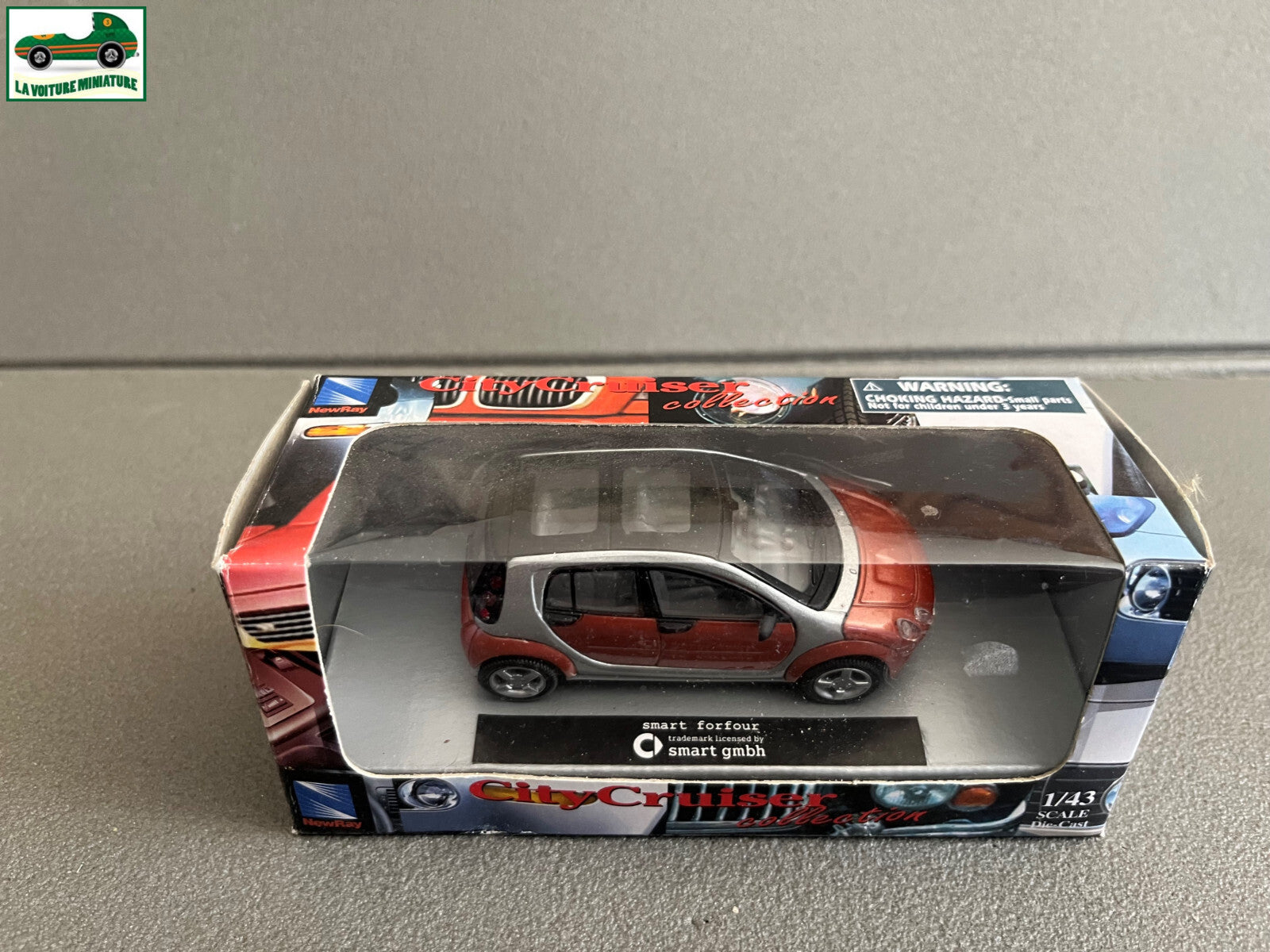 Voiture miniature Smart Forfour NewRay au 1/43