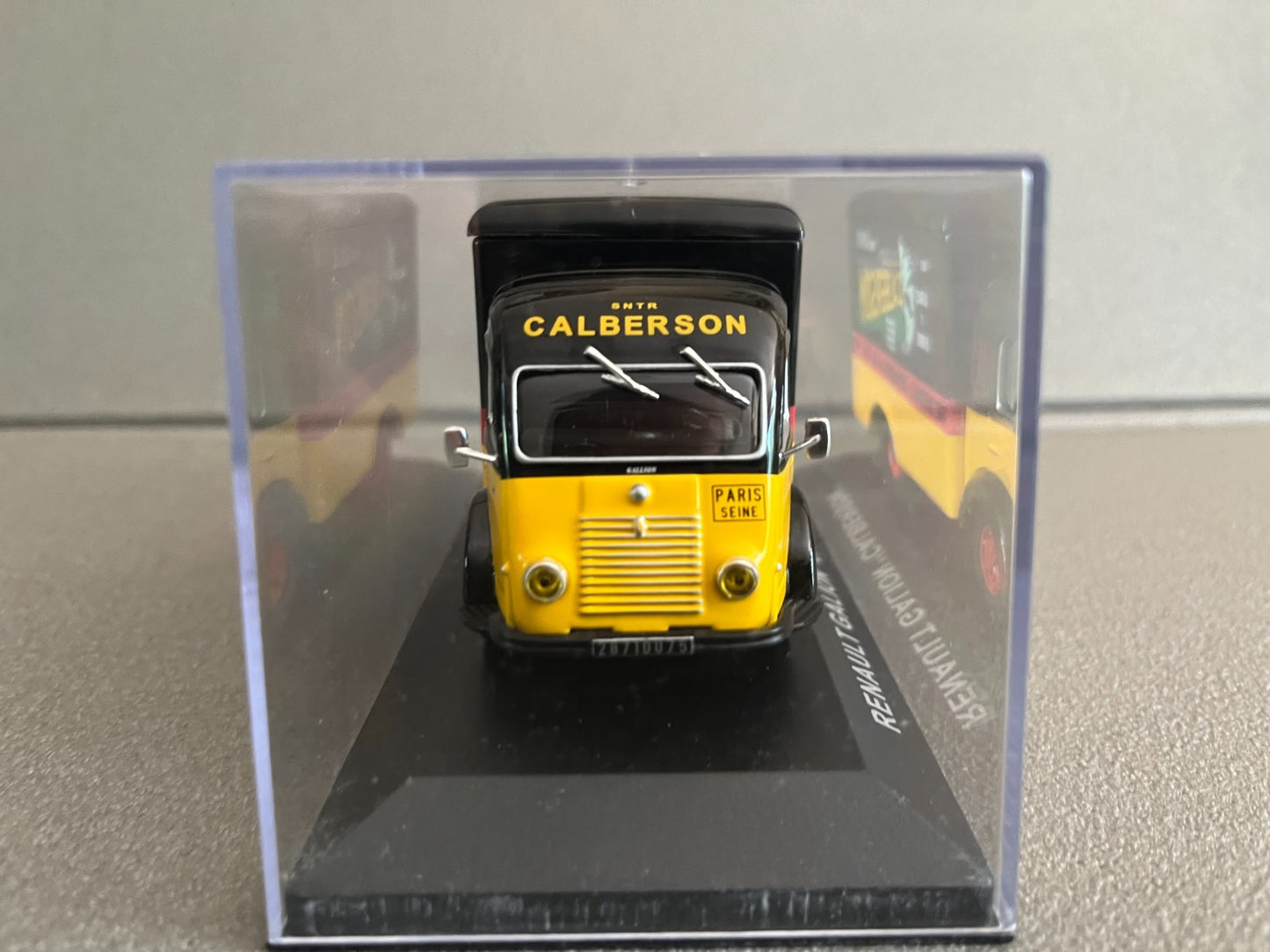 Voiture Miniature Camion Publicitaire Renault Galion Calberson au 1/43