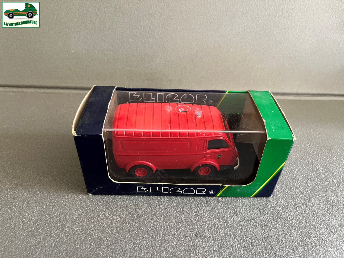 Voiture miniature Renault 1000 Kg Pompiers 4x4 Eligor France 1/43