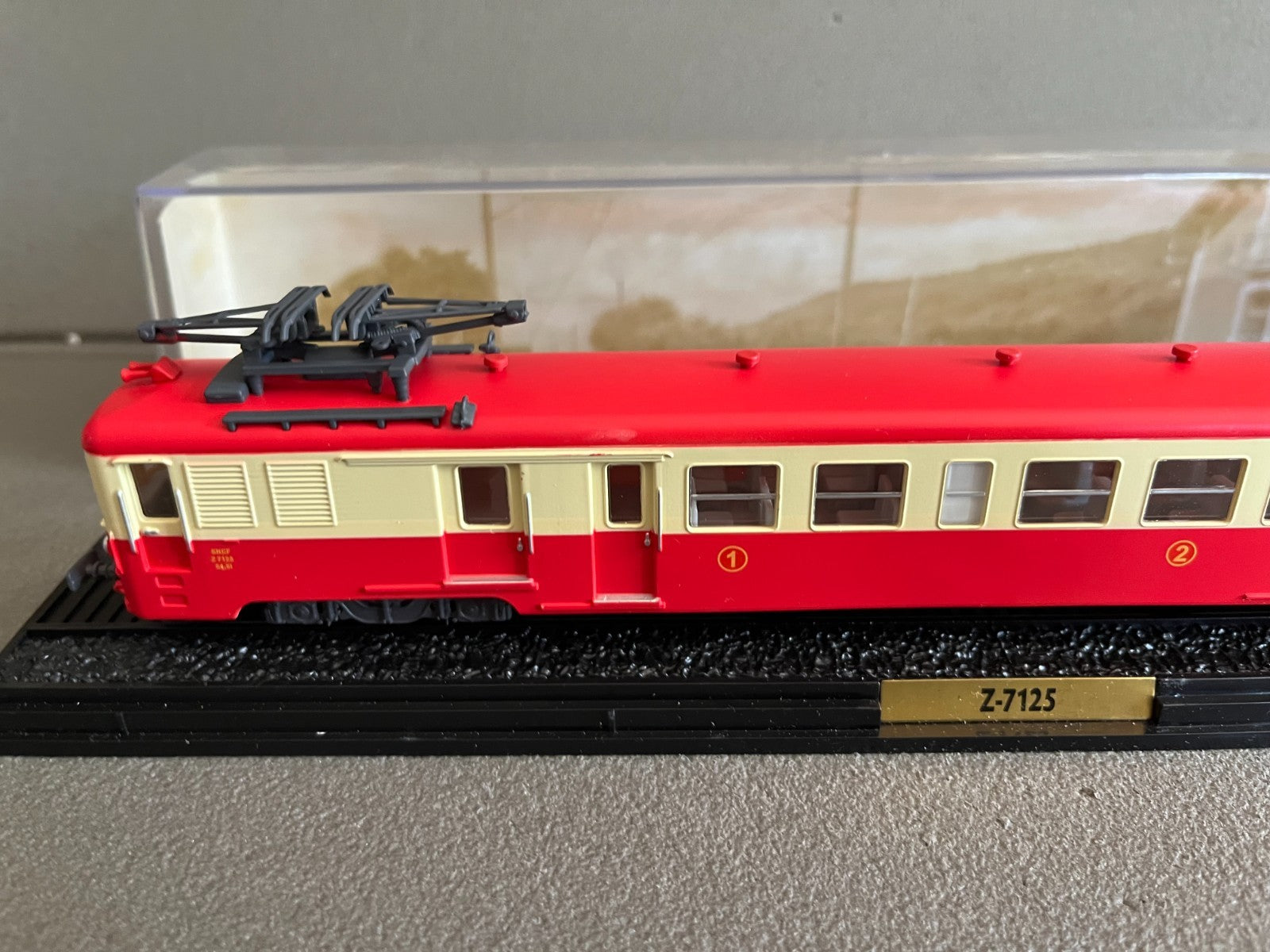Maquette Miniature Autorail Train Z-7125 Editions Atlas HO au 1/87