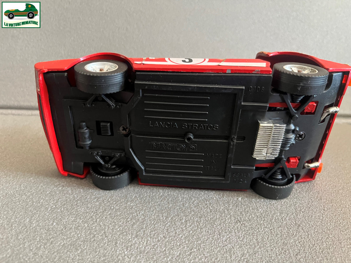 Ancienne Voiture Miniature Lancia Stratos Martoys au 1/24 Epave