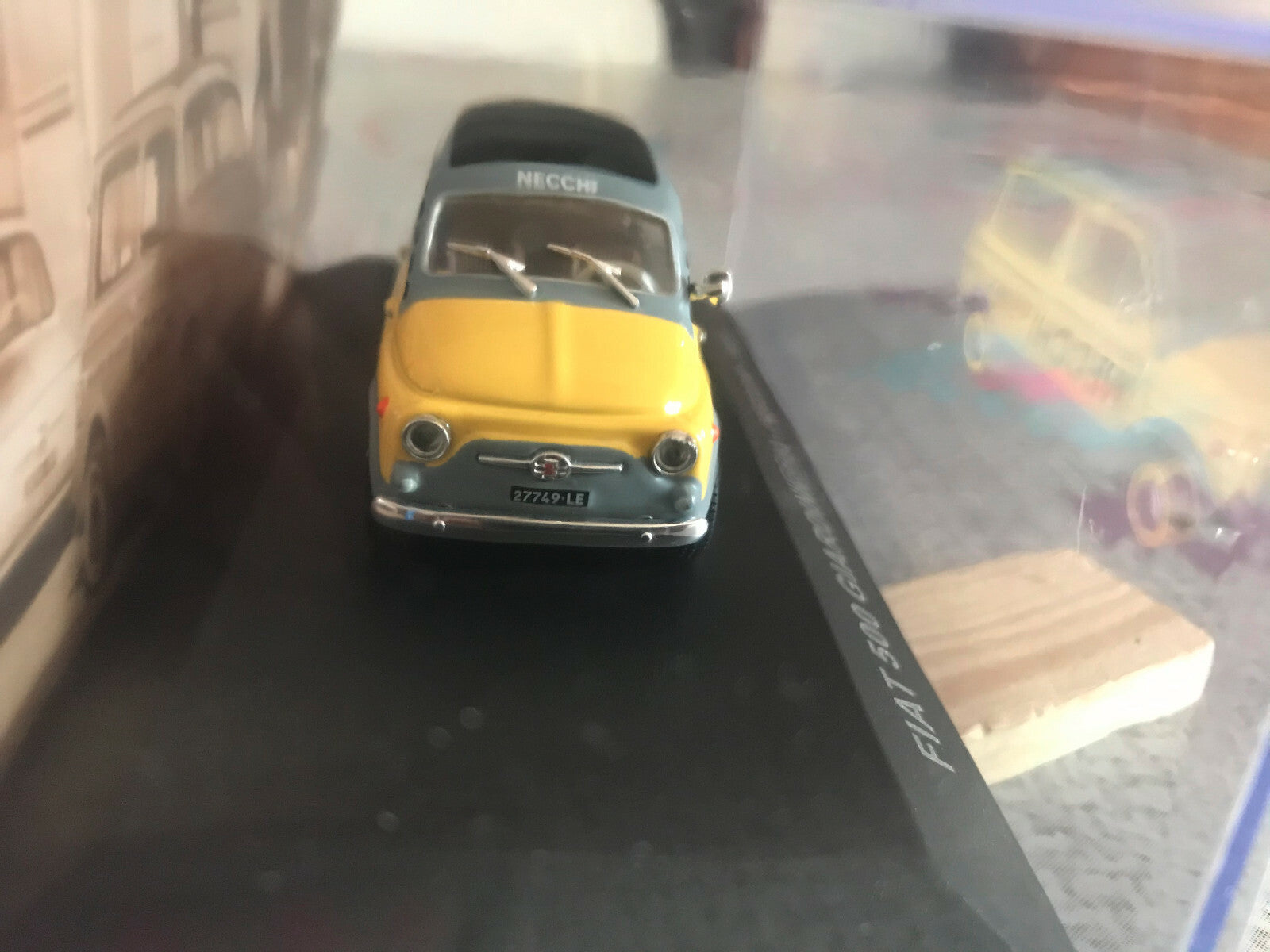 Voiture miniature Publicitaire Fiat 500 Giardiniera Necchi 1960 Jardinier 1/43